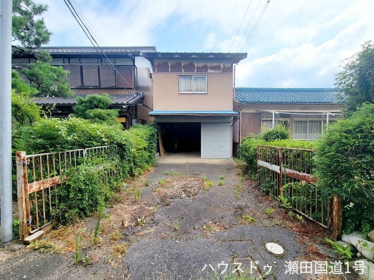 1F:土間倉庫
2F:洋室