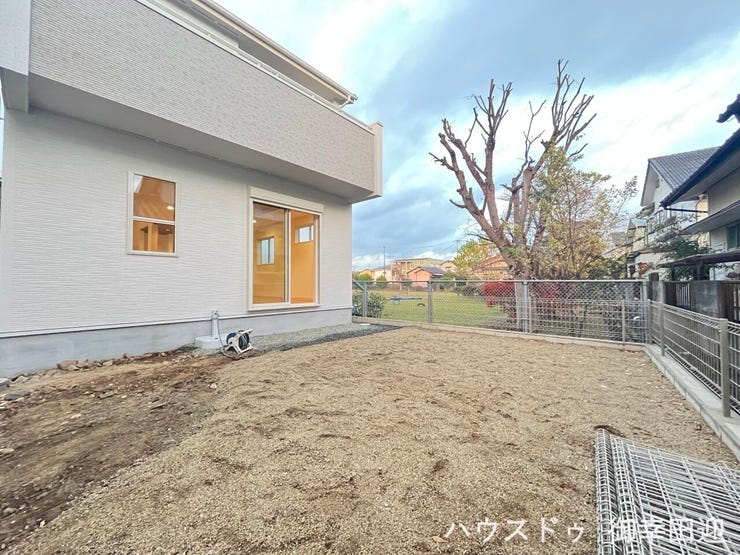 ■□■遊びと安らぎの多目的空間■□■子どもが安全に遊べ、ペットと触れ合い、大人も自然に癒やされる、暮らしを彩るスペースです。