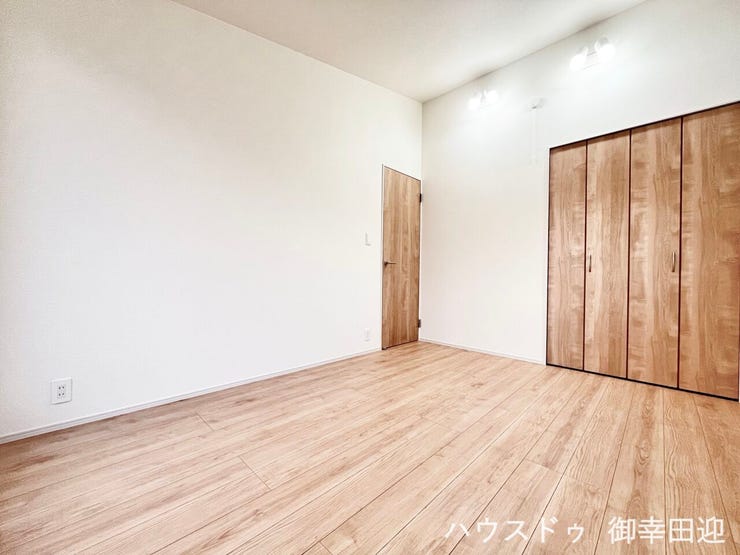 ■□■2階6帖洋室■□■心からリラックスできる静けさ、上質な眠りで、毎日をリセットします。明日への活力を養う空間です。