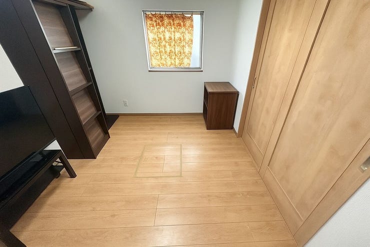 全居室の収納を完備。お部屋をスッキリ片付けれます♪
【※画像はAI加工により荷物等を消去しています。】