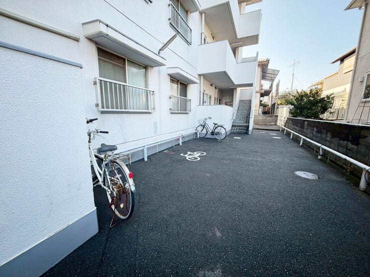 若松区栄盛川中古マンション♪システムキッチン♪モニタ付きインターホン♪都市ガス♪ダブルロックキー♪