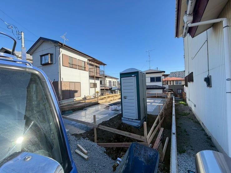 ◇売却査定相談◇
「急な転勤」「相続による売却」「金銭的な理由」など住まいの売却をそれぞれです。
仲介はもちろんのこと、弊社独自のネットワークで買取案件もご相談できます!