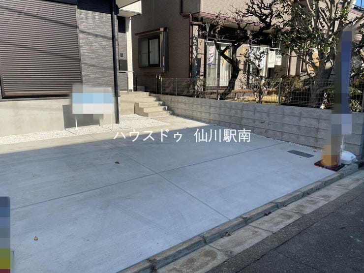 駐車スペース2台(車種による)