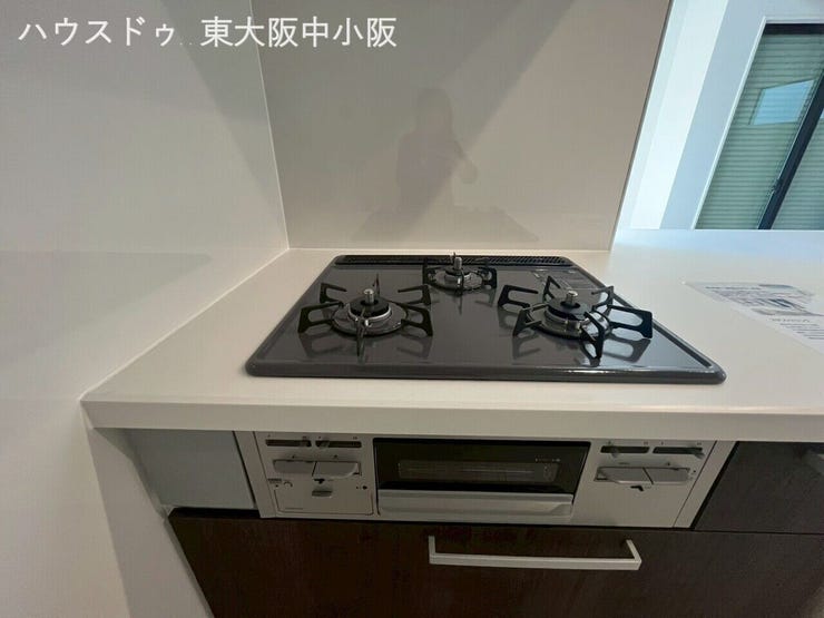 助かるポイント!3口コンロです♪