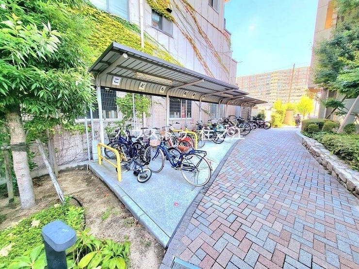 ★駐輪場も区画数はたくさんございます。空き状況の確認はお気軽にお申し付け下さい。