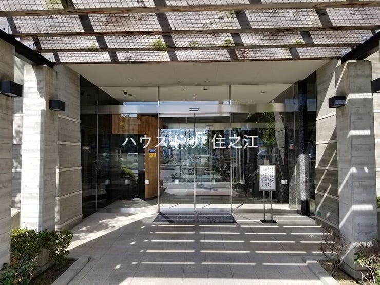 ★解放感のある入口で明るい印象を受けますね♪