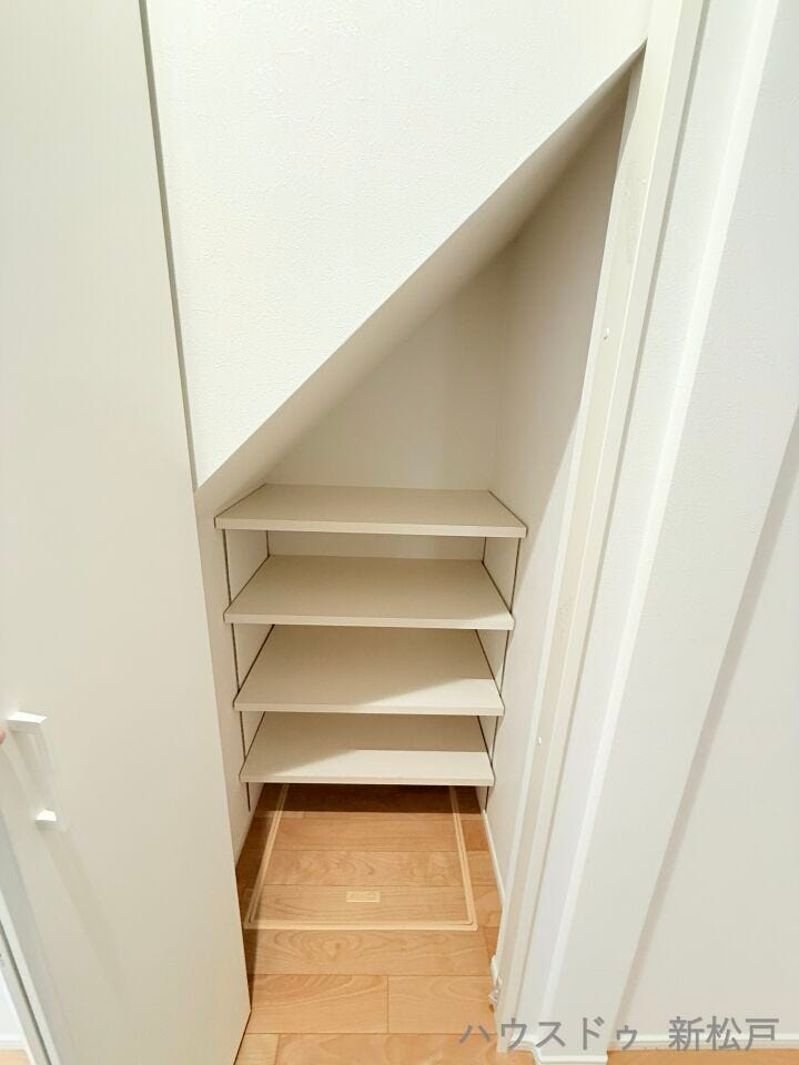 階段下収納