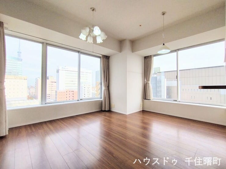 【居間・リビング】