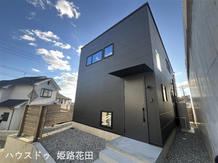 【外観】
かっこいい外観!!