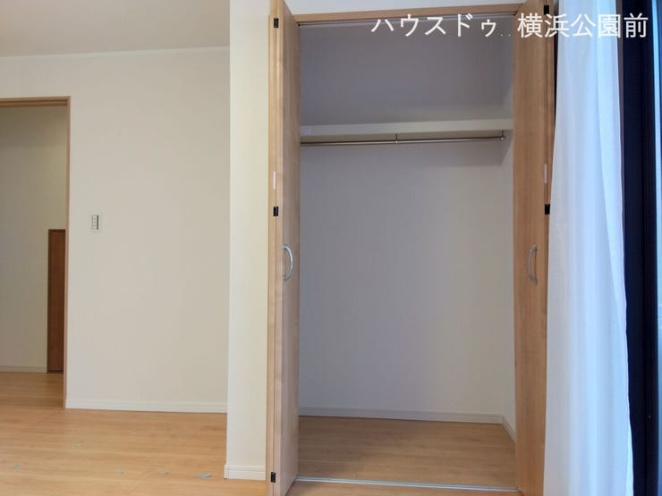 クローゼットも設置されています。