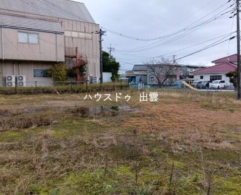 外観写真です。約114坪の土地です。