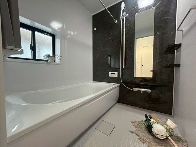 ゆっくり入って一日の疲れを癒してください♪