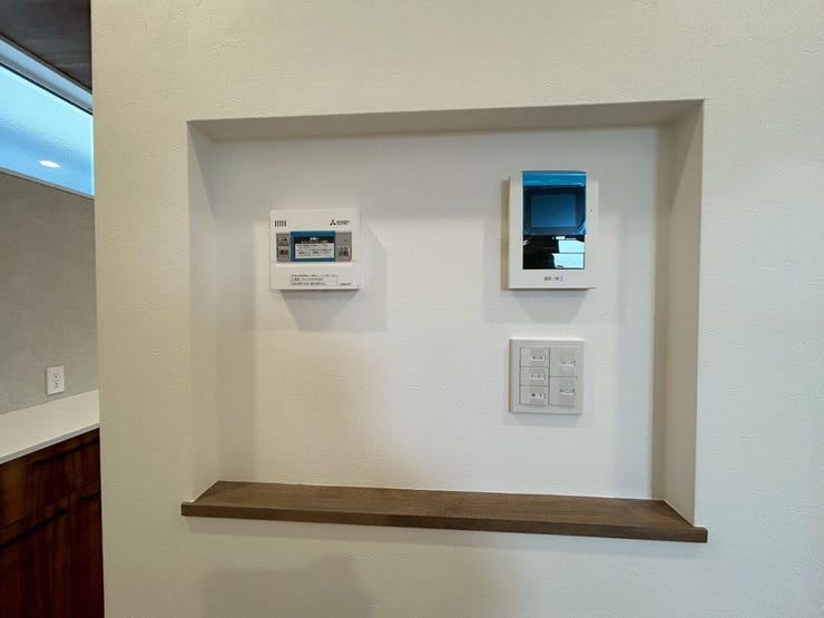 ニッチでスイッチ類スッキリ!