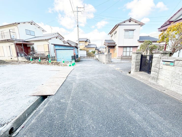 最寄り駅徒歩7分♪小倉南区朽網新築戸建て◎駐車場3台◎ファミリークローク◎全室洋室