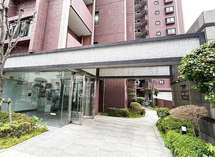 モノレール駅徒歩10分♪小倉北区サンライフ中津口◎全居室収納◎エレベーター◎都市ガス◎オートロック