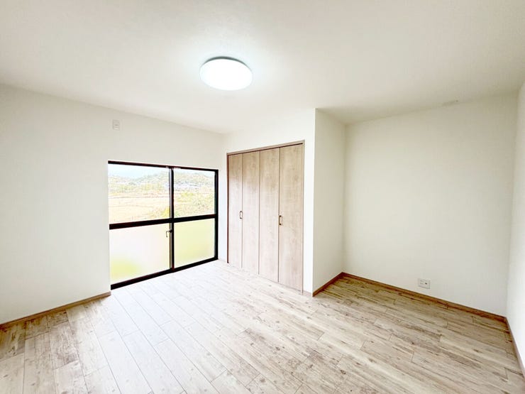 2025年10月フルリノベーション物件♪行橋市稲童中古戸建て◎駐車場3台以上◎平屋◎LDK約19帖