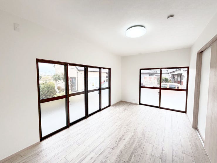 2025年10月フルリノベーション物件♪行橋市稲童中古戸建て◎駐車場3台以上◎平屋◎LDK約19帖