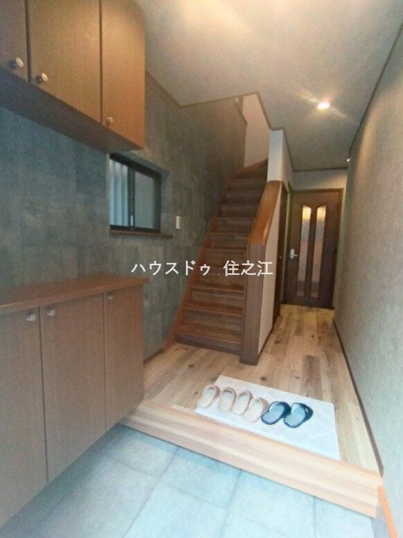 散らかりがちな玄関もスッキリの玄関収納付