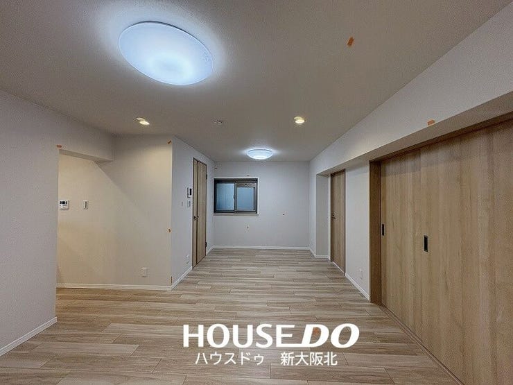 ■左側からキッチンにいけますよ♪