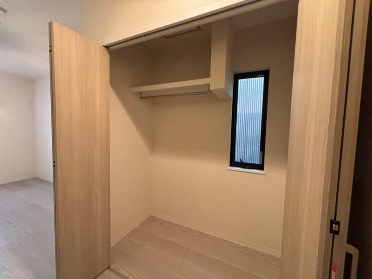 ◆大きめの収納が完備されています!衣類だけでなく、季節物など、しっかり保管でき、スッキリとした住空間に・・・◎