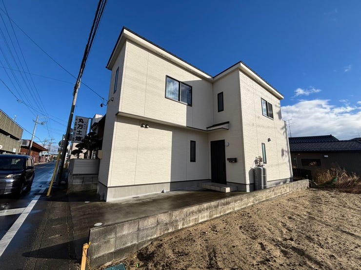 ◆南向きの明るいリビングです!
◆未入居の築浅物件(令和4年1月新築)