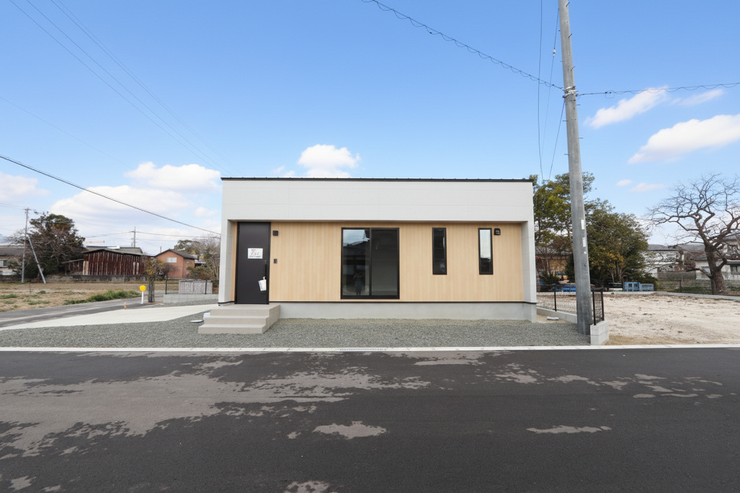【外観】
【鍋島町蛎久2号地】
車4台駐車可!