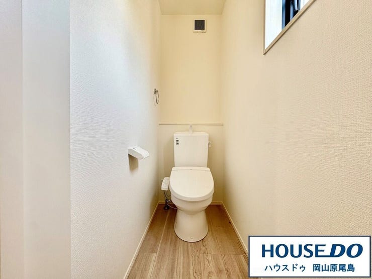 トイレは1階と2階に配置。清潔感のある温水洗浄便座です。
※同施工会社の物件イメージ写真です。