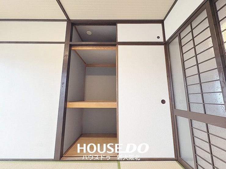 ■6帖和室にある収納
■造り付けの収納は地震の揺れで倒れる心配がないので、防災面でも安心です!