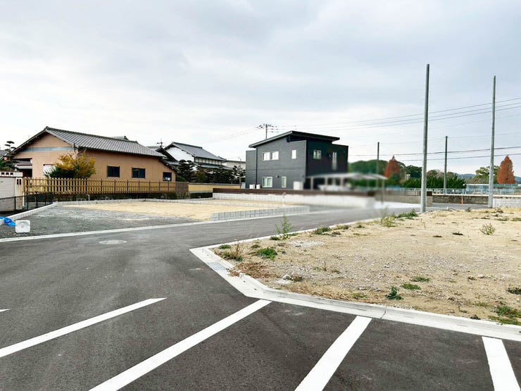 【シューズインクローク】モニター付きインターホン♪カウンターキッチン♪和室♪浴室に窓♪リビング階段♪