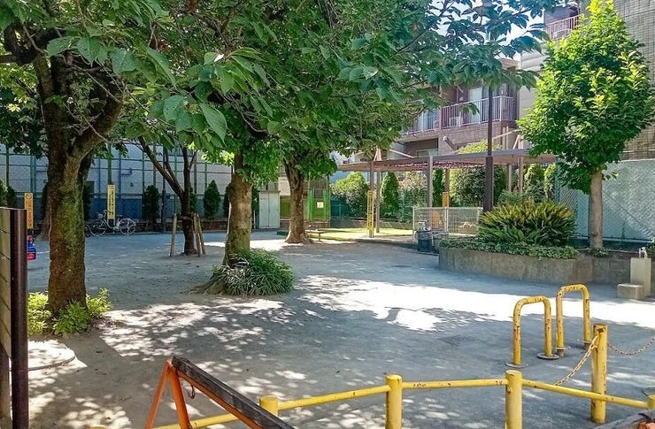 榎町公園 徒歩4分です。