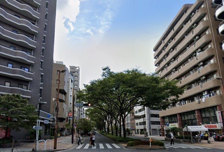 風情ある佇まいが多くの人々を魅了する神楽坂エリアと、充実した生活利便施設が揃う江戸川橋エリアを行き来できる好立地。