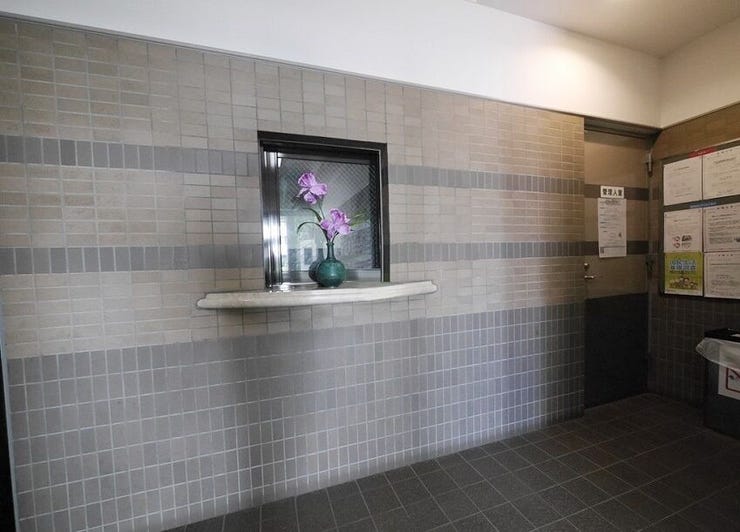 三菱地所コミュニティによる日勤管理で綺麗に管理されております。