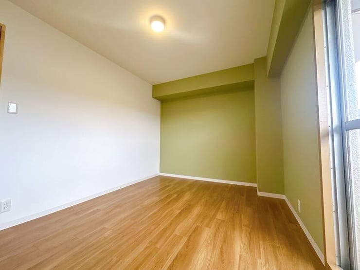 色合いに統一感のある、落ち着いた雰囲気のお部屋です。