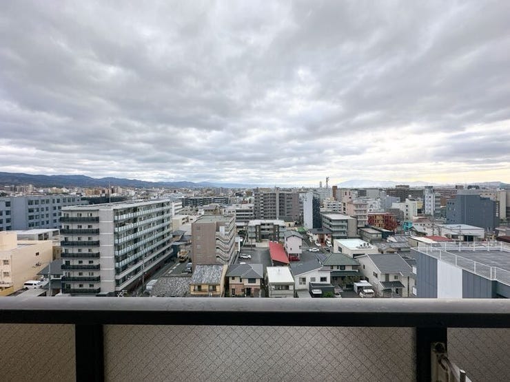 バルコニーからの眺望良好です。