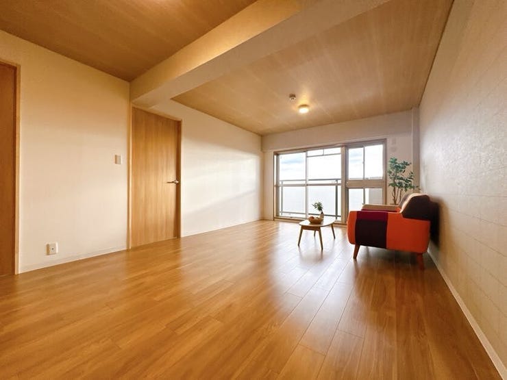 開放感のある広いLDK!
家具やインテリアの配置も楽しめます。