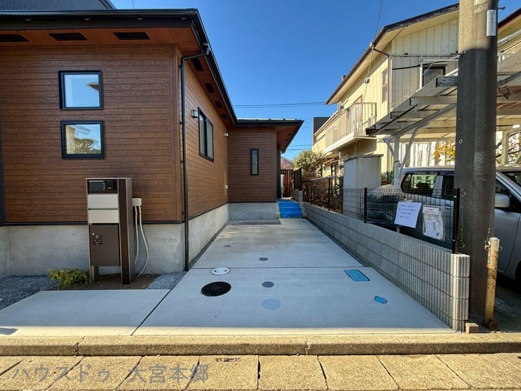 セカンドカーをお持ちの方に嬉しいカースペース2台分確保しました!