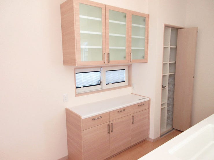 カップボードやパントリー付のキッチン(*^^*)