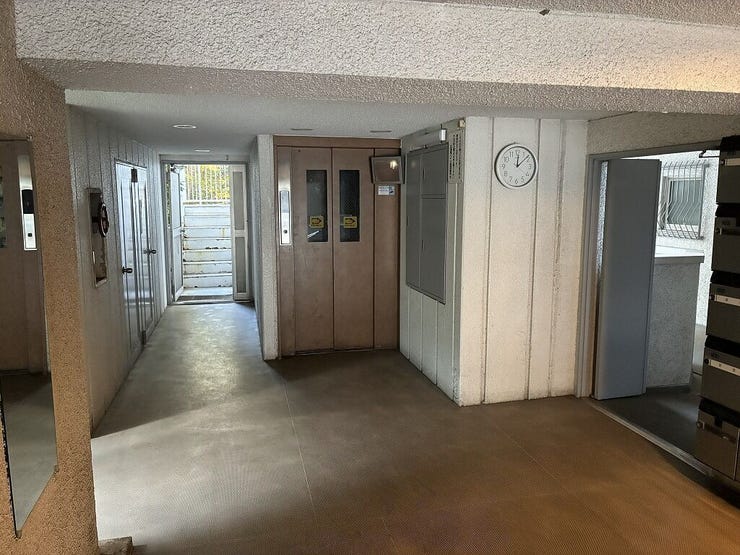 エレベーターホール