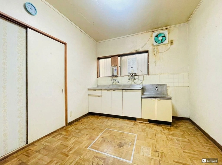 ※家具消しの修正を行っております。