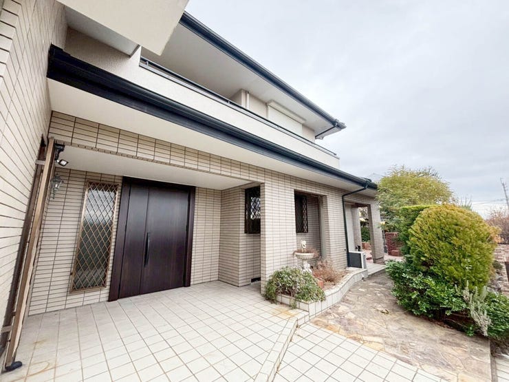 青葉台南の中古戸建♪青葉小学校・高須中学校♪小学校・スーパーまで徒歩10分圏内♪