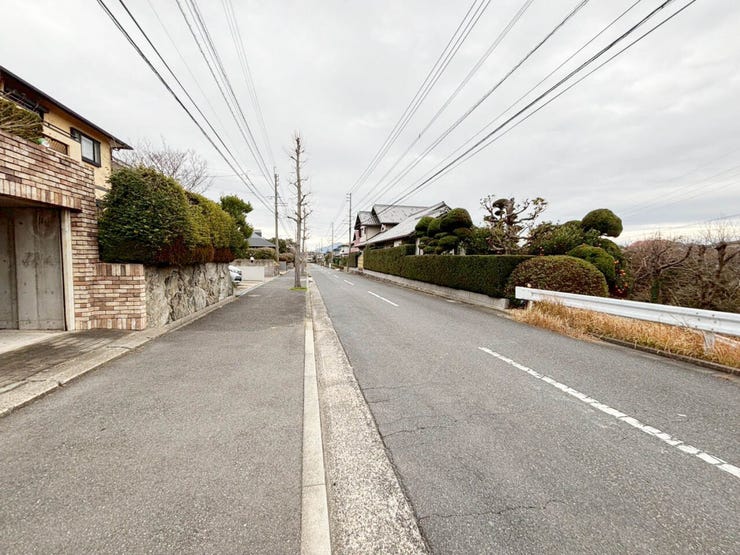 青葉台南の中古戸建♪青葉小学校・高須中学校♪小学校・スーパーまで徒歩10分圏内♪