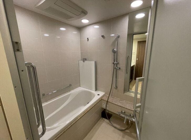 ミストタイプの浴室乾燥機付バスルーム。一日の疲れを癒せます。