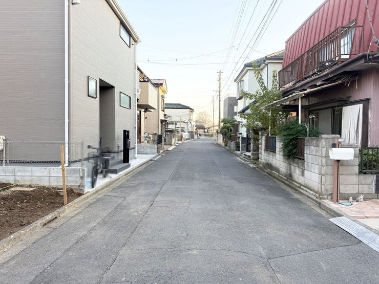 【前面道路・公道】幅員約5.2m