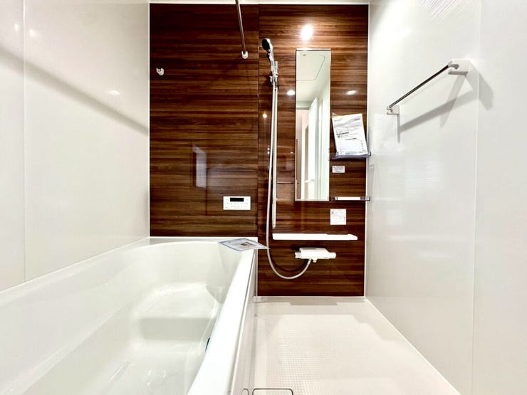 【Bathroom】リラックスできる空間で、一日の疲れを癒し、心身共にリフレッシュできます。