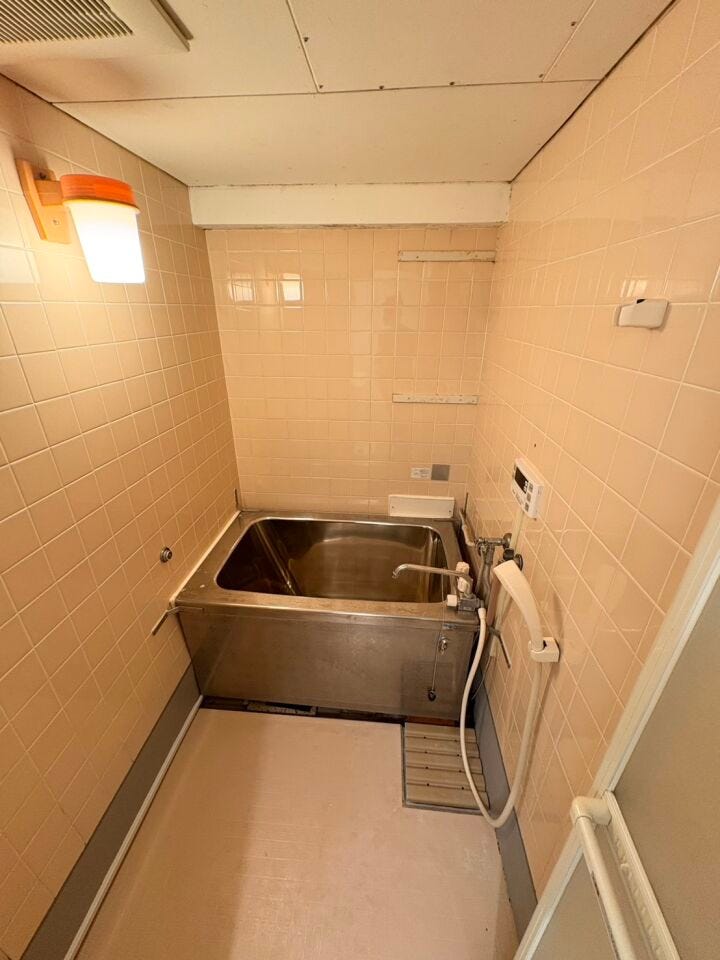 浴室には換気扇もあり、カビや湿気の予防にもなります!
※弊社ではリノベーションも承っております。