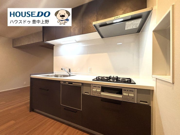 食洗機付きで作業台もしっかり広さが確保されたシステムキッチンです!