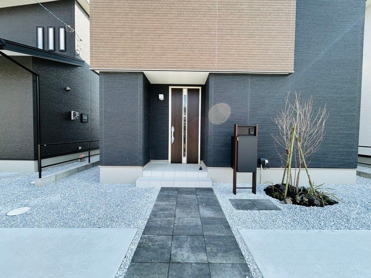 ◇玄関はスマートキーシステム搭載◇