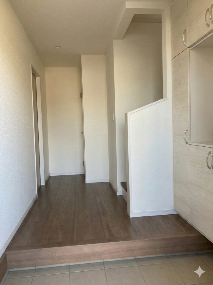 ※こちらの写真は家具消し等の加工を行っております。