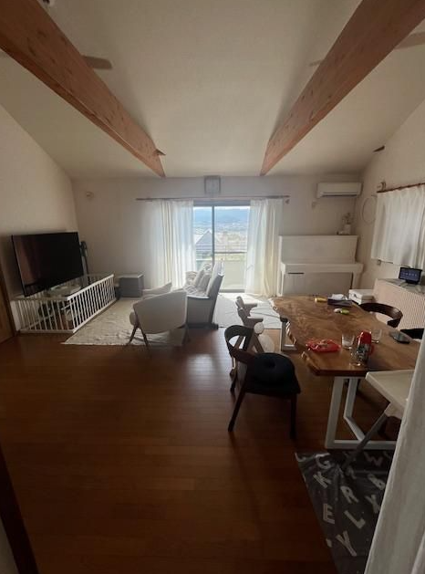 〈2階リビング〉
写真の通り、眺望良好です♪