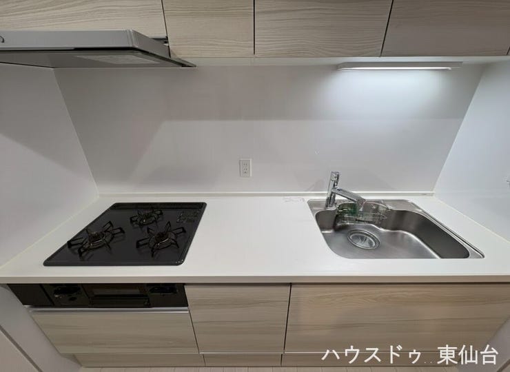 3口ガスコンロで料理もしやすそうです♪